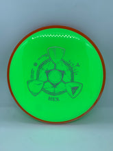 Load image into Gallery viewer, Neutron Hex Part1